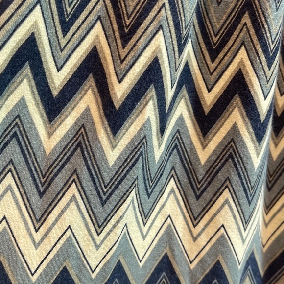 Zigzag Dress - Picture 2 of 8